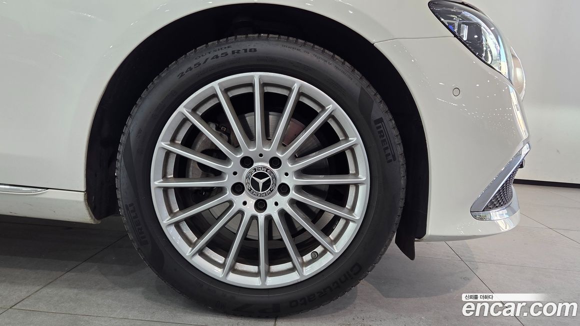 Mercedes-Benz E-Class E250 Exclusive, 2022