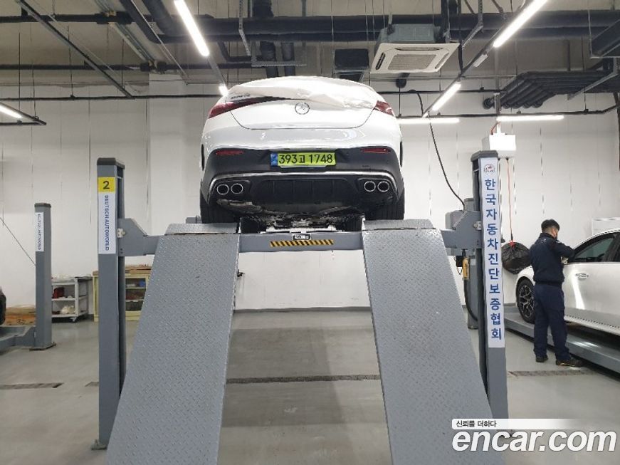 Mercedes-Benz GLC-Class AMG GLC43 4MATIC Coupe, 2026