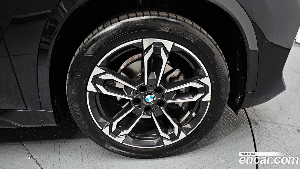 BMW X1 sDrive 20i M Sport, 2023