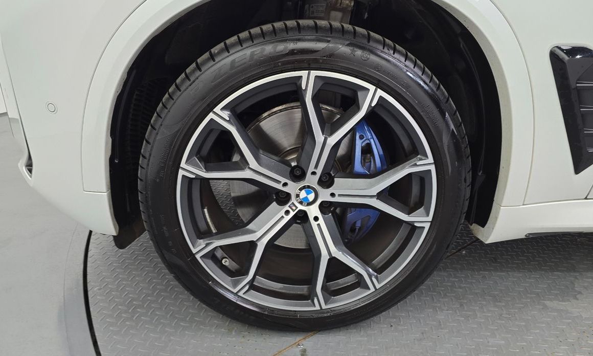 BMW X5 xDrive 40i M Sport, 2025