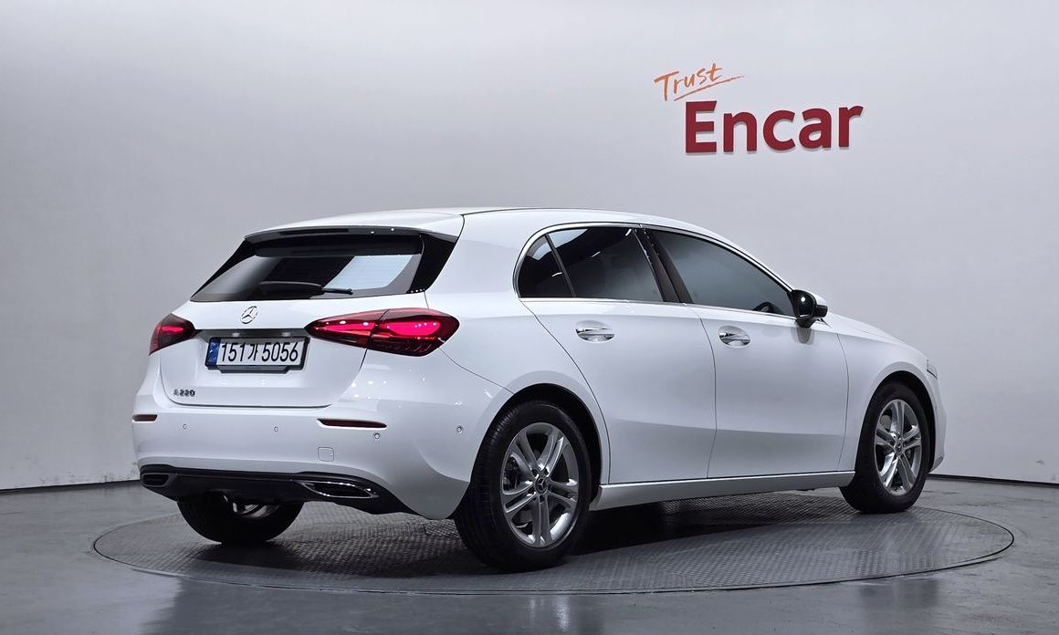 Mercedes-Benz A-Class A220 Hatchback, 2025
