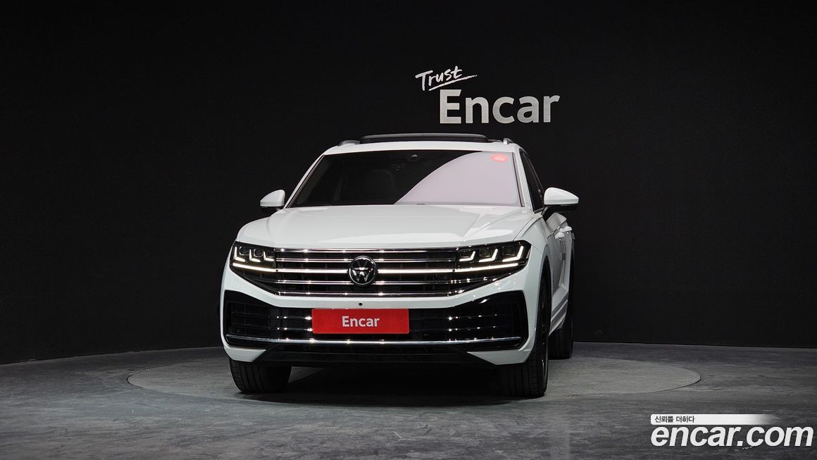 Volkswagen Touareg 3.0 TDI Prestige, 2024