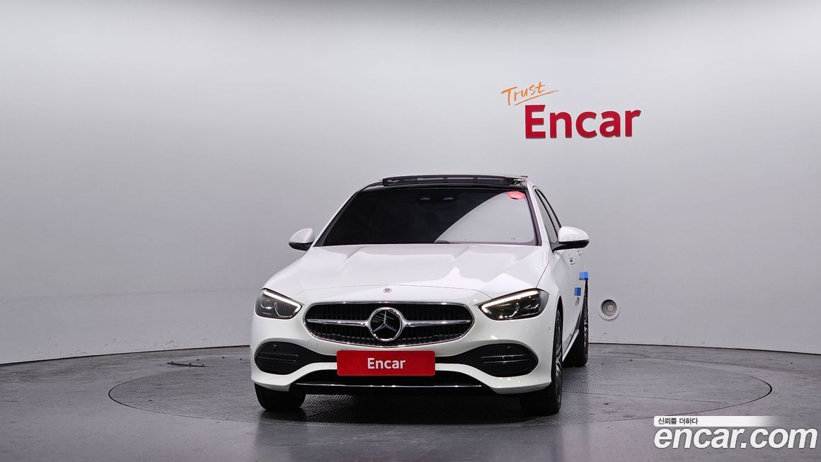 Mercedes-Benz C-Class C200 Avantgarde, 2025