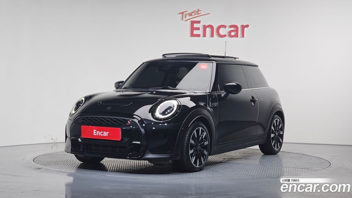 Mini Cooper Classic, 2023