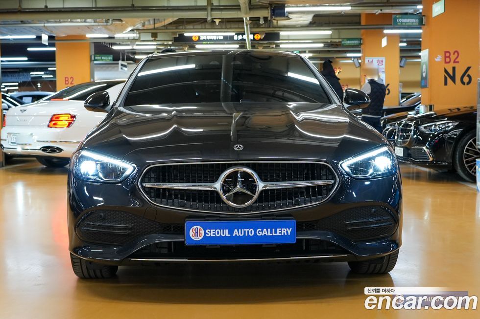 Mercedes-Benz C-Class C200 Avantgarde, 2025