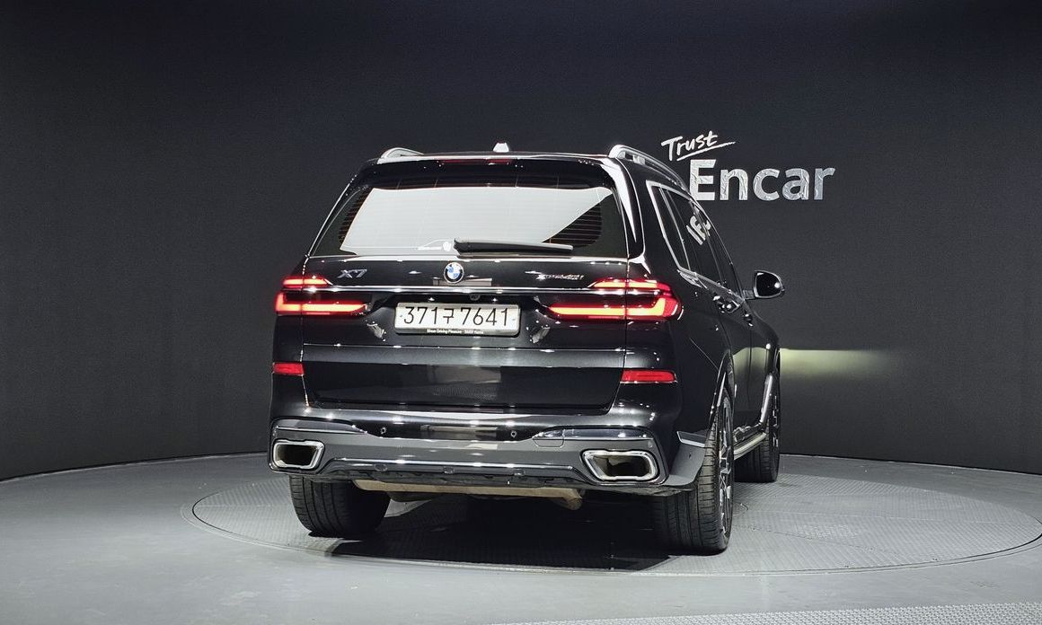 BMW X7 xDrive 40i M Sport 6STR, 2024