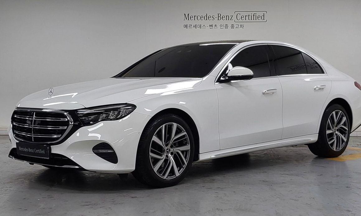 Mercedes-Benz E-Class E220d 4MATIC Exclusive, 2024