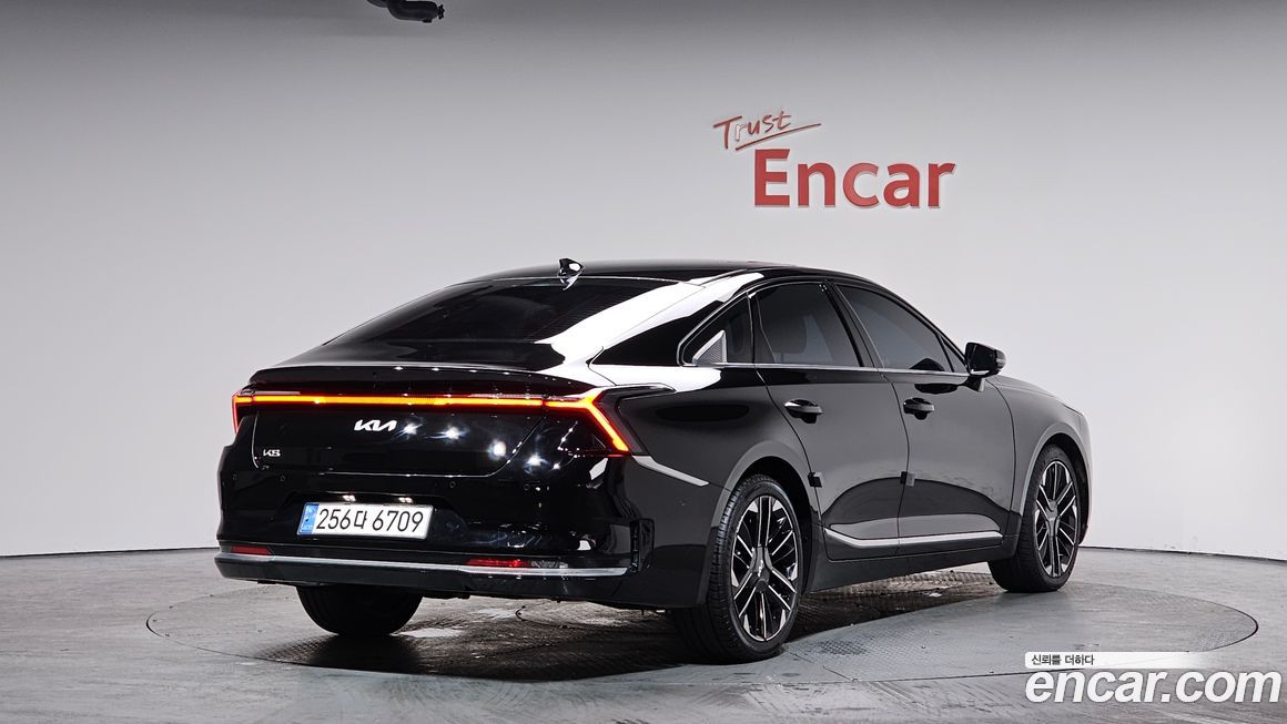 Kia K8 2.5 Gasoline 2WD, 2025