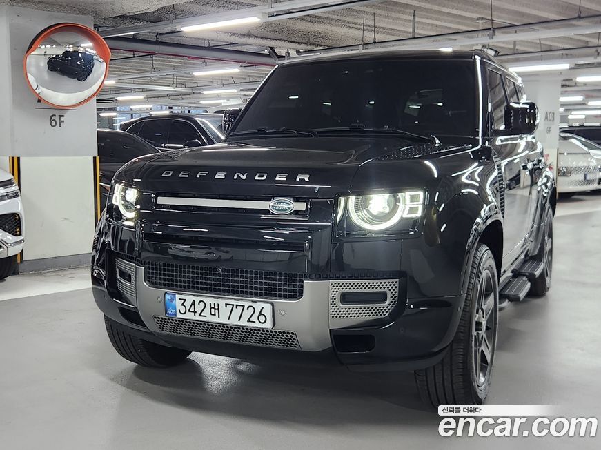 Land Rover Defender 110 P300 X-Dynamic SE, 2024