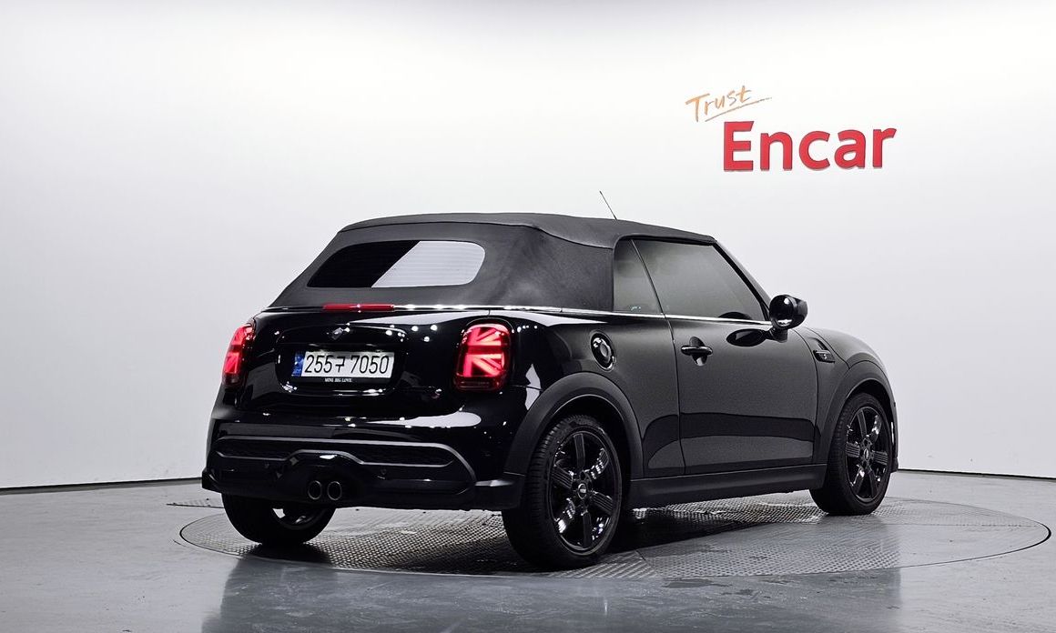 Mini Cooper Convertible Classic, 2023