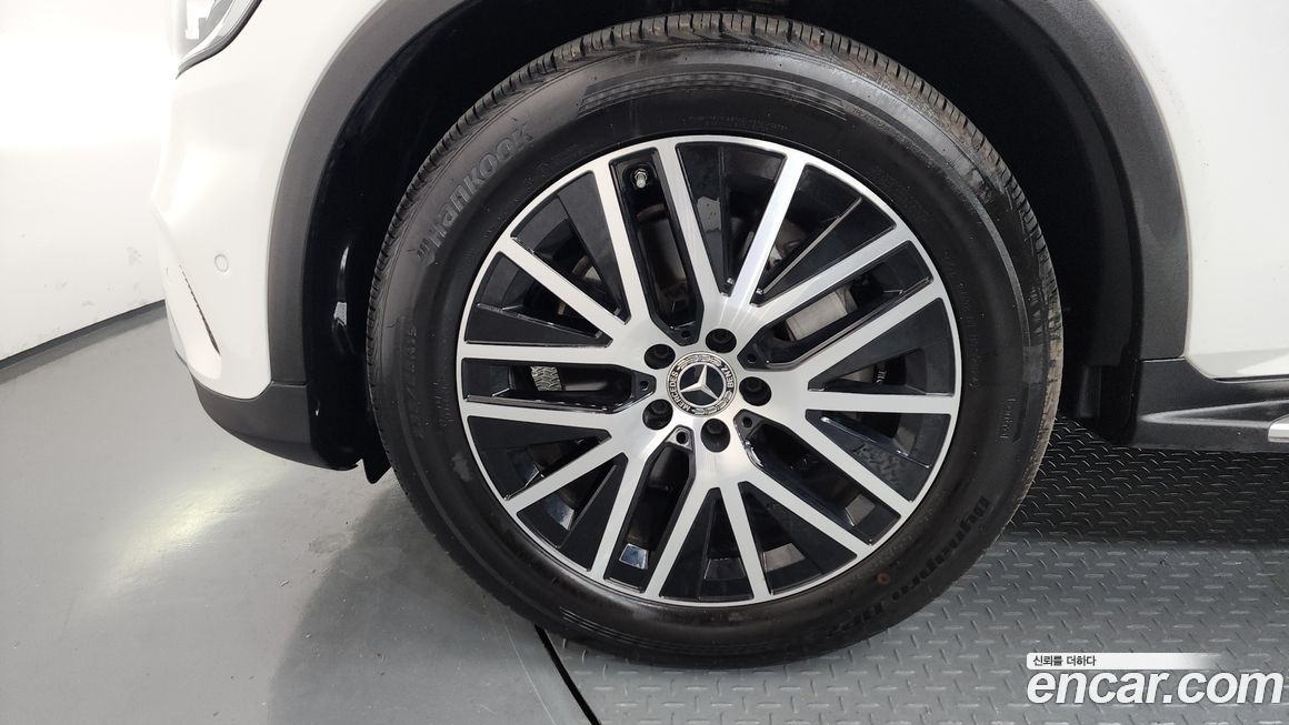 Mercedes-Benz GLC-Class GLC220 d 4MATIC, 2021