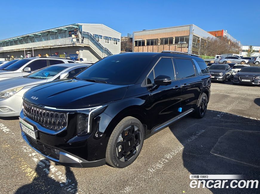 Kia Carnival 9-Seater Signature, 2024