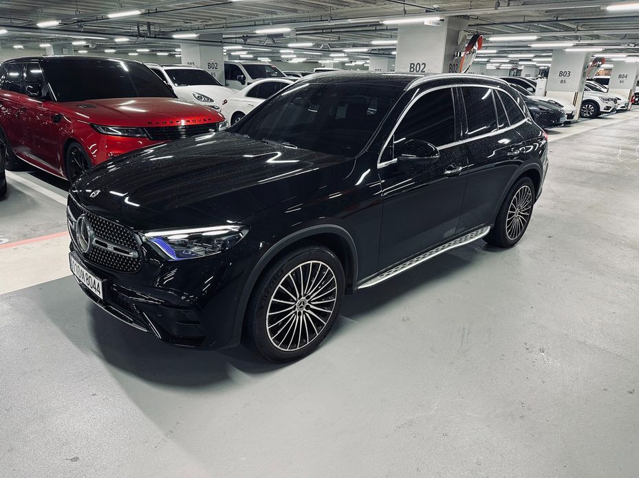Mercedes-Benz GLC-Class GLC300 4MATIC AMG Line, 2023