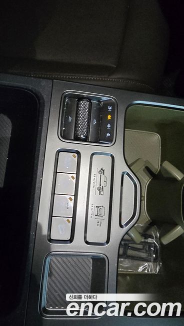 Kia Tasman 2.5T Gasoline 4WD, 2025