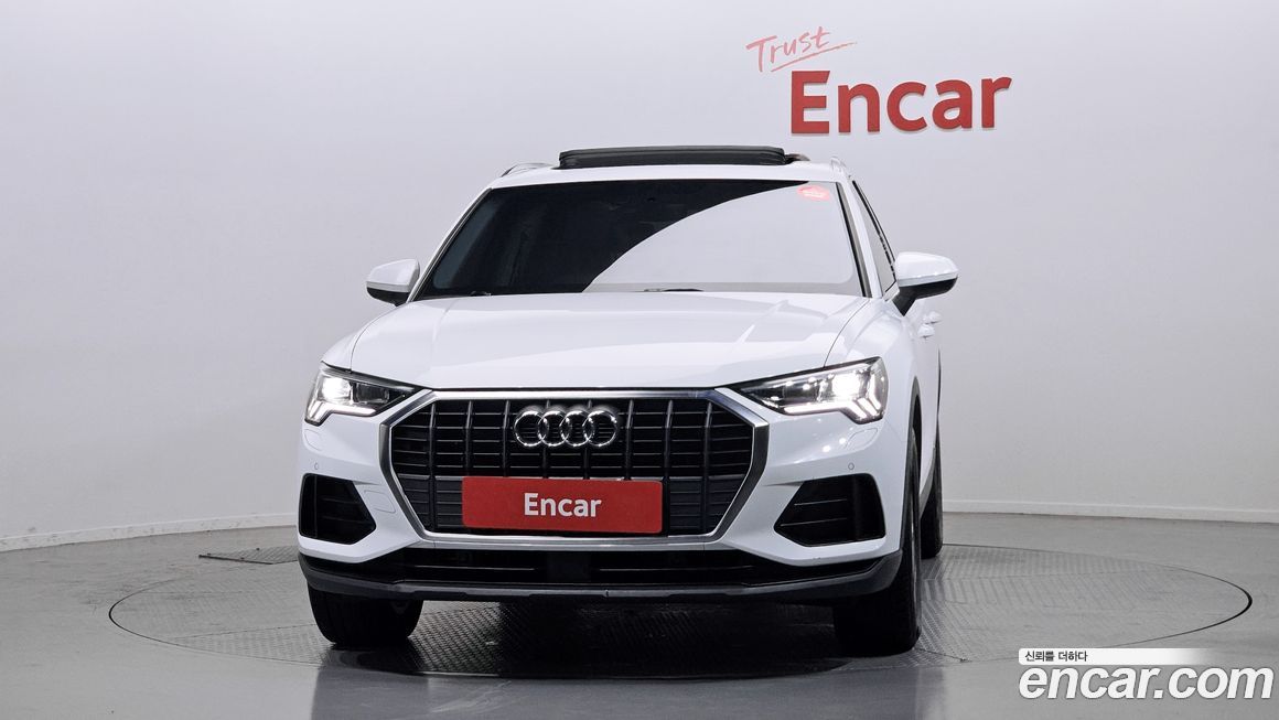 Audi Q3 35 TDI, 2022