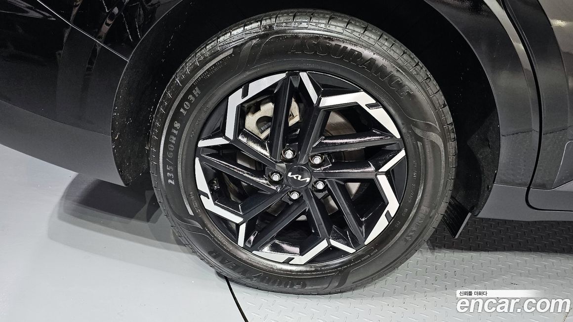 Kia Carnival 9-Seater Noblesse, 2025
