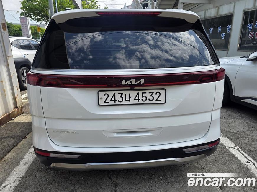 Kia Carnival 9-Seater Signature, 2023