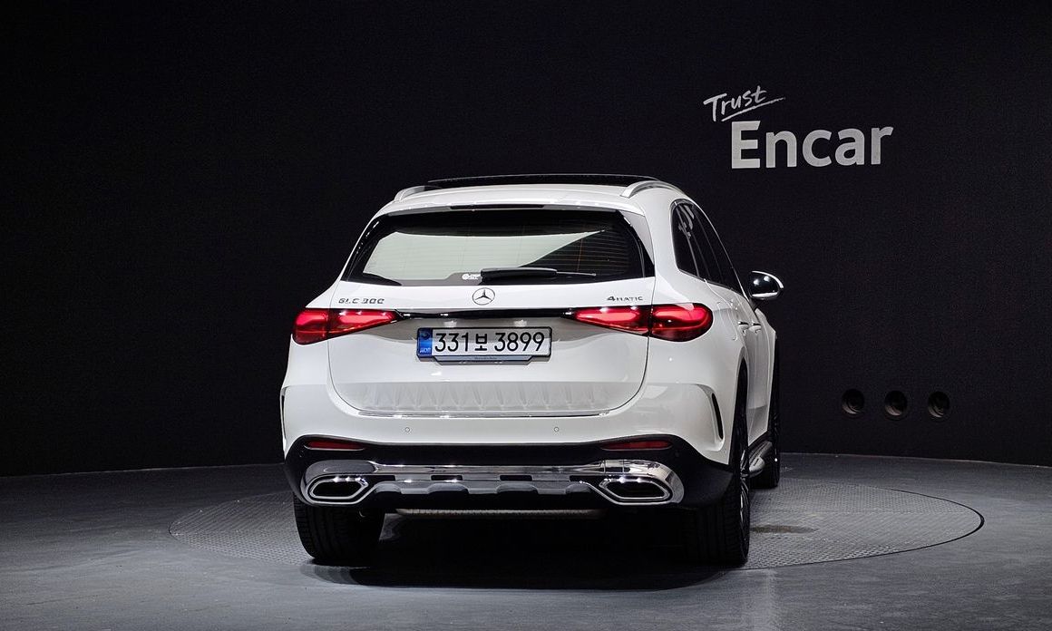 Mercedes-Benz GLC-Class GLC300 4MATIC AMG Line, 2026
