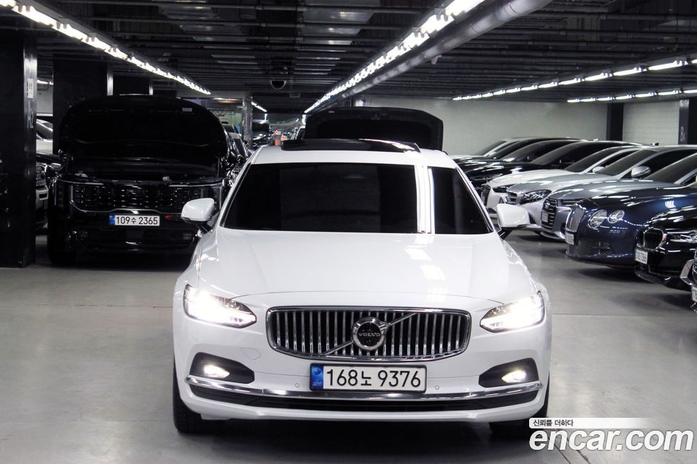 Volvo S90 B6 AWD Inscription, 2022