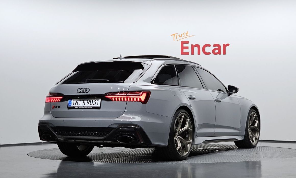 Audi RS6 4.0 TFSI Quattro Avant Performance, 2025