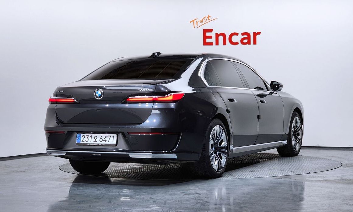 BMW 7-Series 740i sDrive Design Pure Excellence, 2023