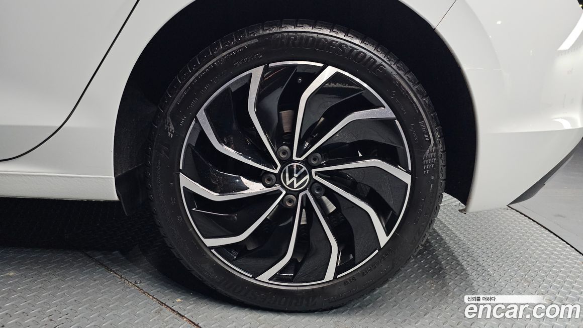 Volkswagen Golf 2.0 TDI Prestige, 2022