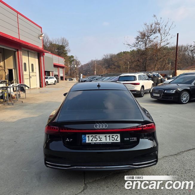 Audi A7 55 TFSI Quattro Premium, 2021