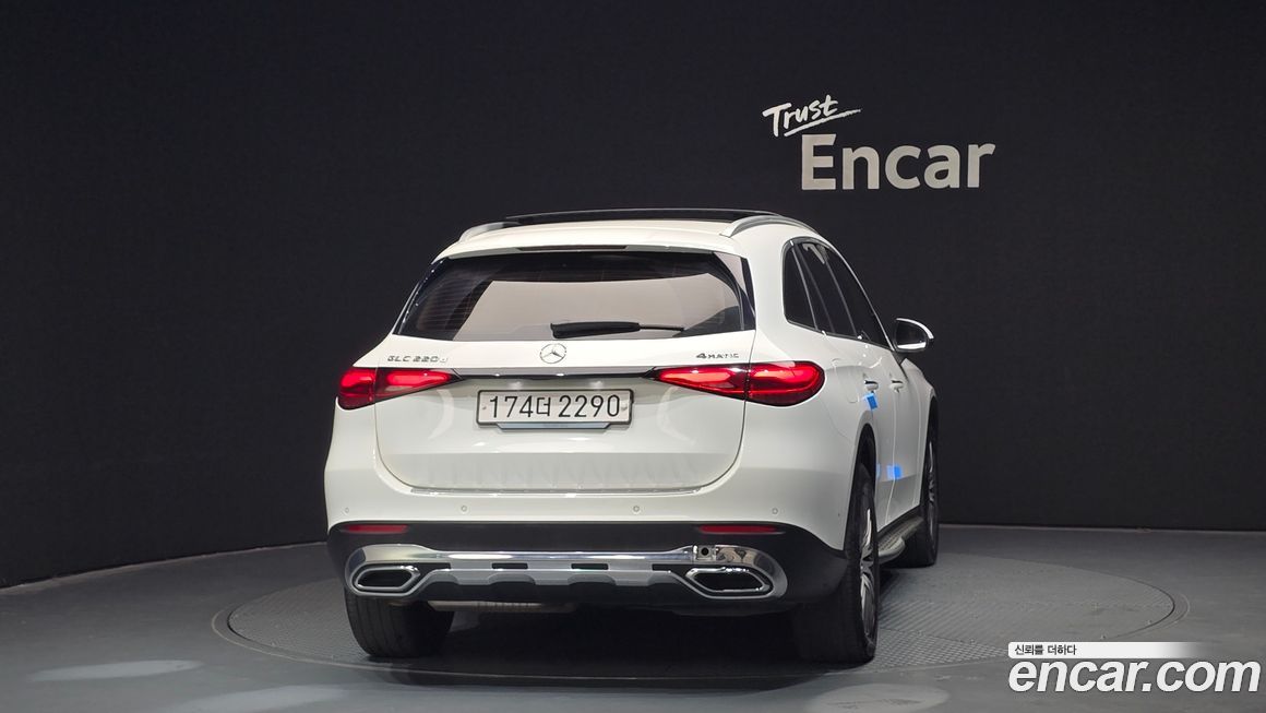 Mercedes-Benz GLC-Class GLC220 d 4MATIC, 2023