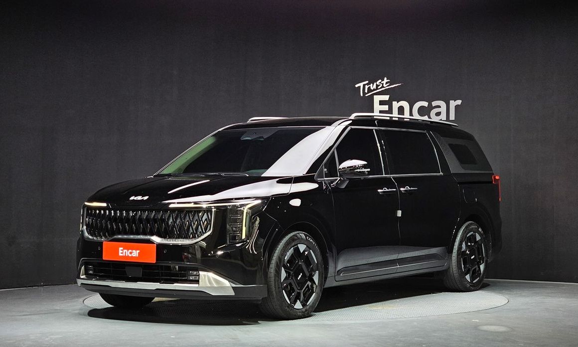 Kia Carnival 9-Seater Signature, 2025