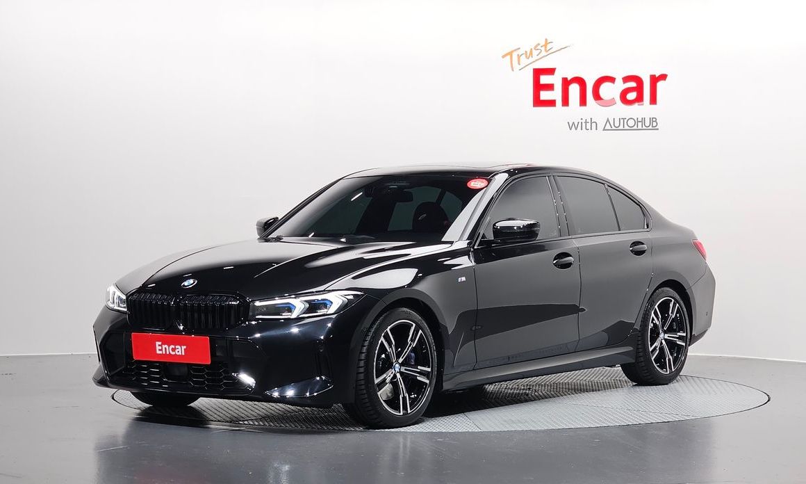 BMW 3-Series 320i M Sport, 2025