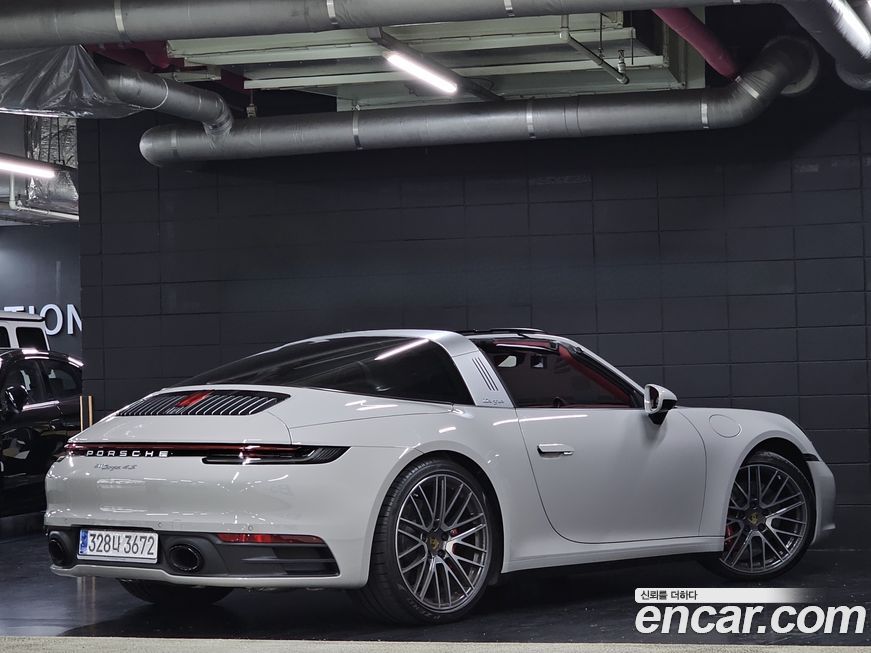 Porsche 911 Targa 4S, 2024