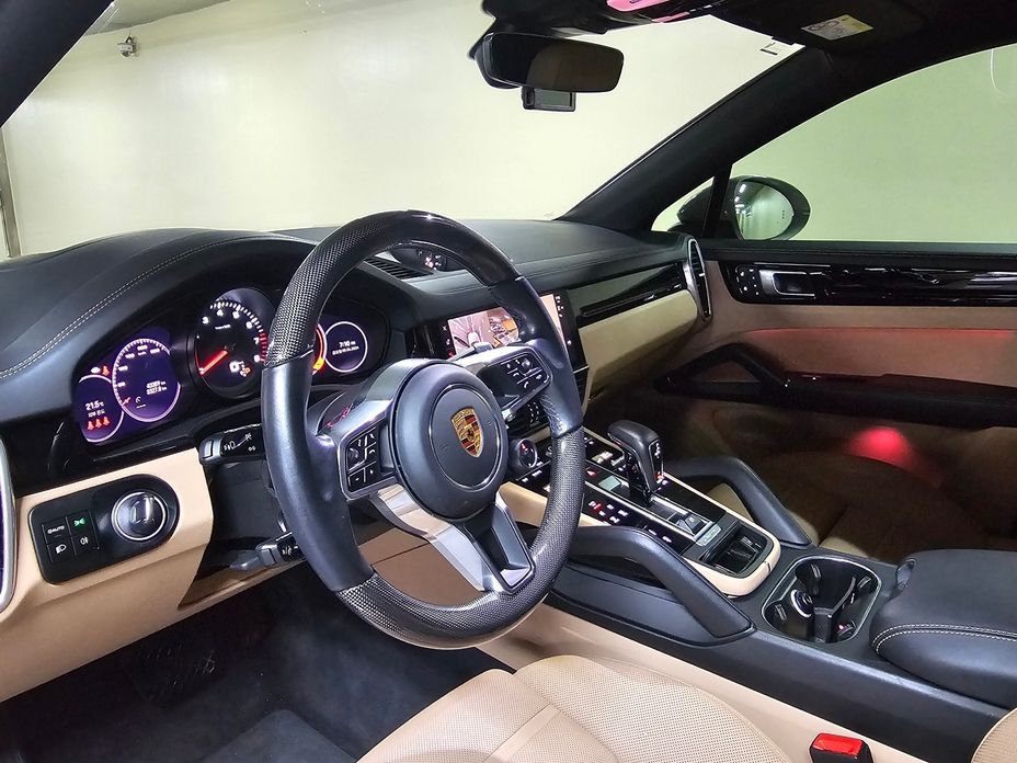 Porsche Cayenne 3.0 Coupe, 2022