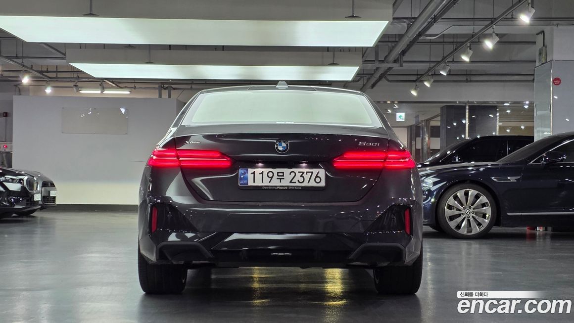 BMW 5-Series 530i xDrive M Sport, 2025