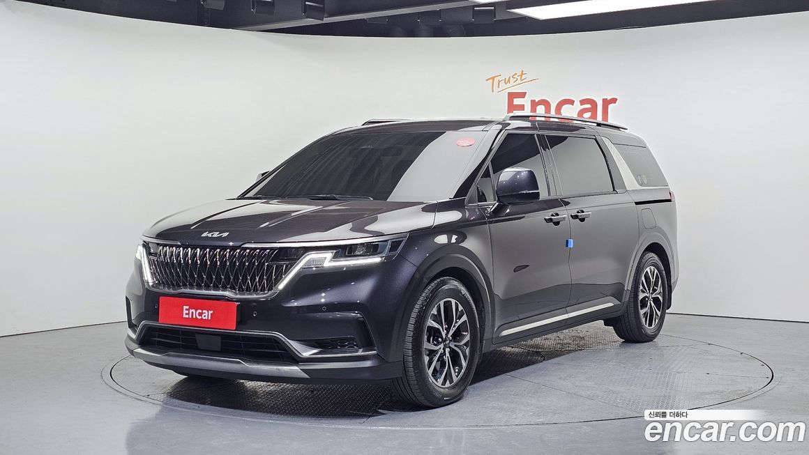 Kia Carnival 11-Seater Noblesse, 2023