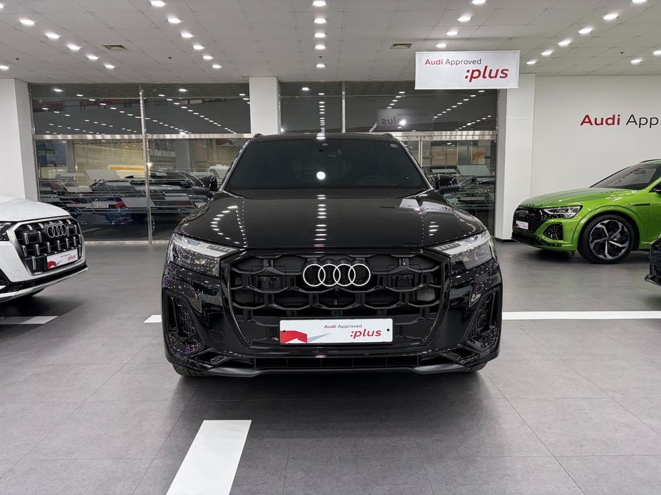Audi Q7 55 TFSI Quattro Premium, 2025