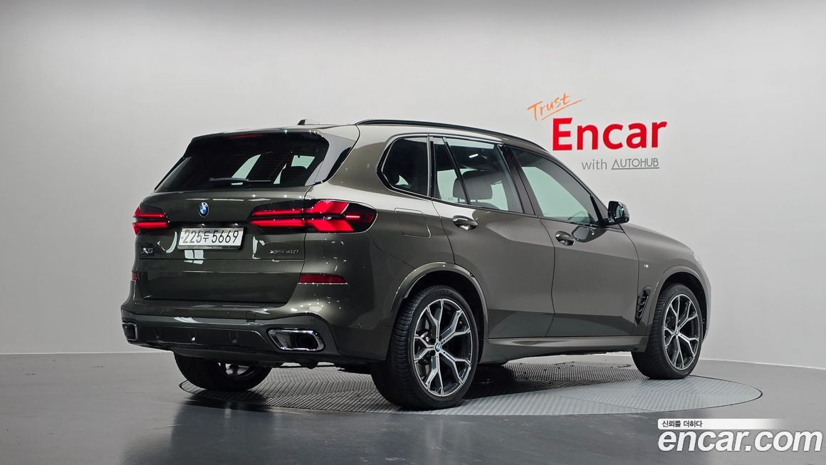BMW X5 xDrive 40i M Sport, 2025