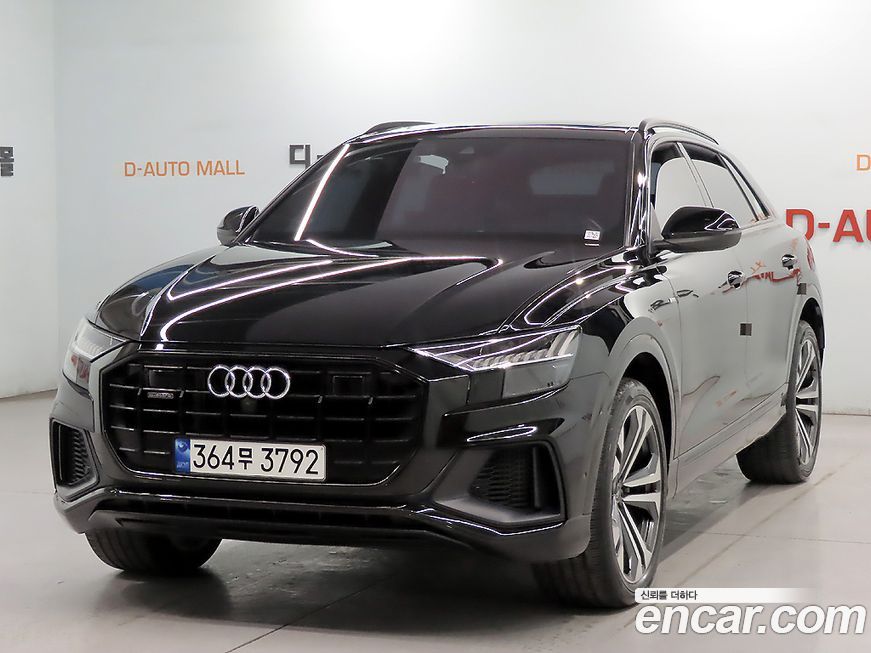 Audi Q8 55 TFSI Quattro Premium, 2023