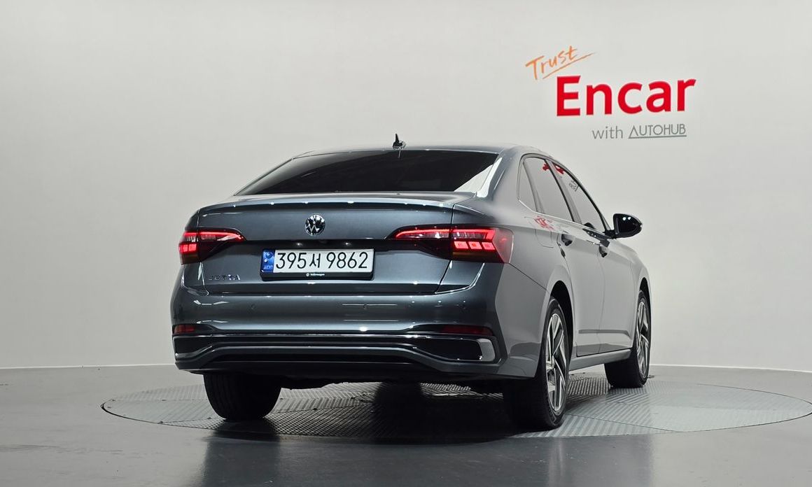 Volkswagen Jetta 1.5 TSI Prestige, 2023