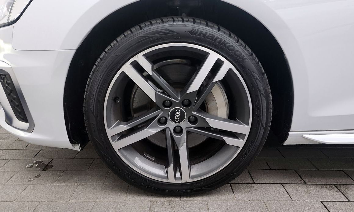 Audi A4 45 TFSI Quattro Premium, 2021