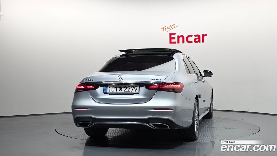 Mercedes-Benz E-Class E350 4MATIC AMG Line, 2022