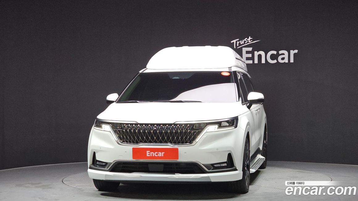 Kia Carnival 7-Seater Hi-Limousine, 2023