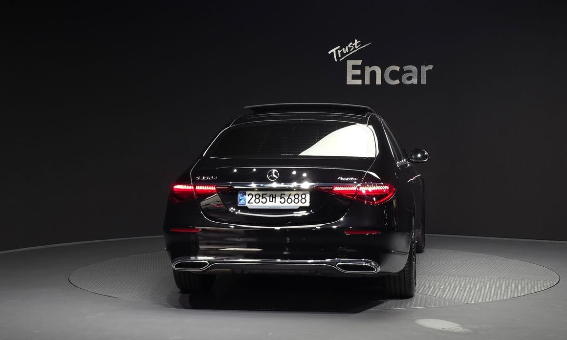 Mercedes-Benz S-Class S350 d 4MATIC, 2025