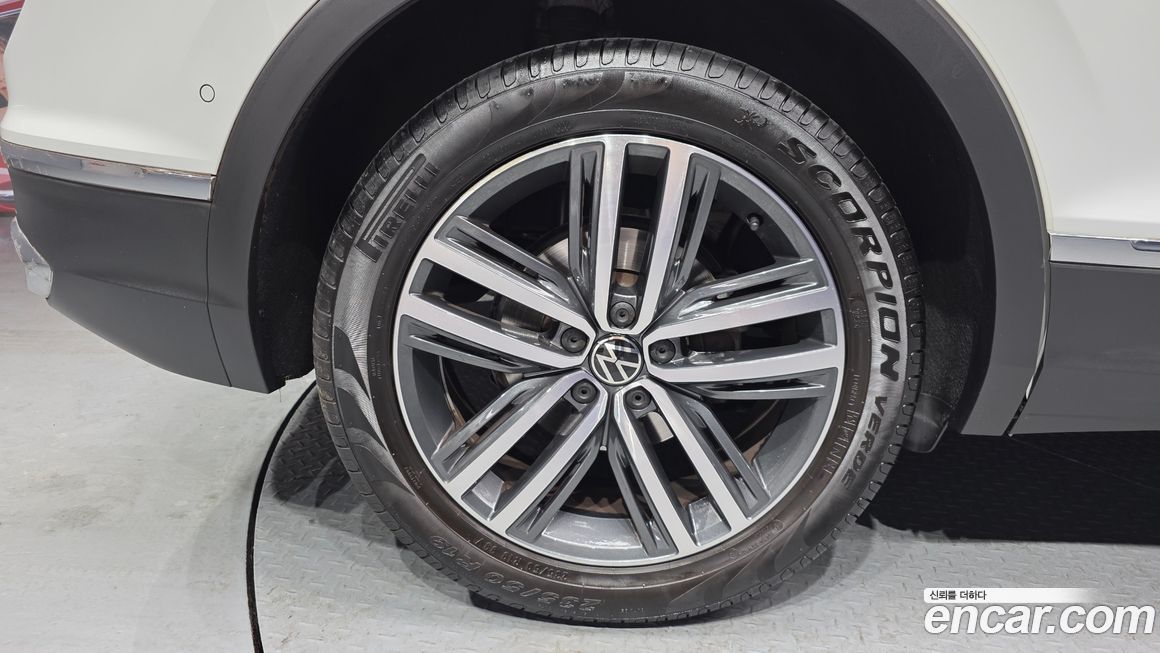 Volkswagen Tiguan 2.0 TDI Prestige, 2023