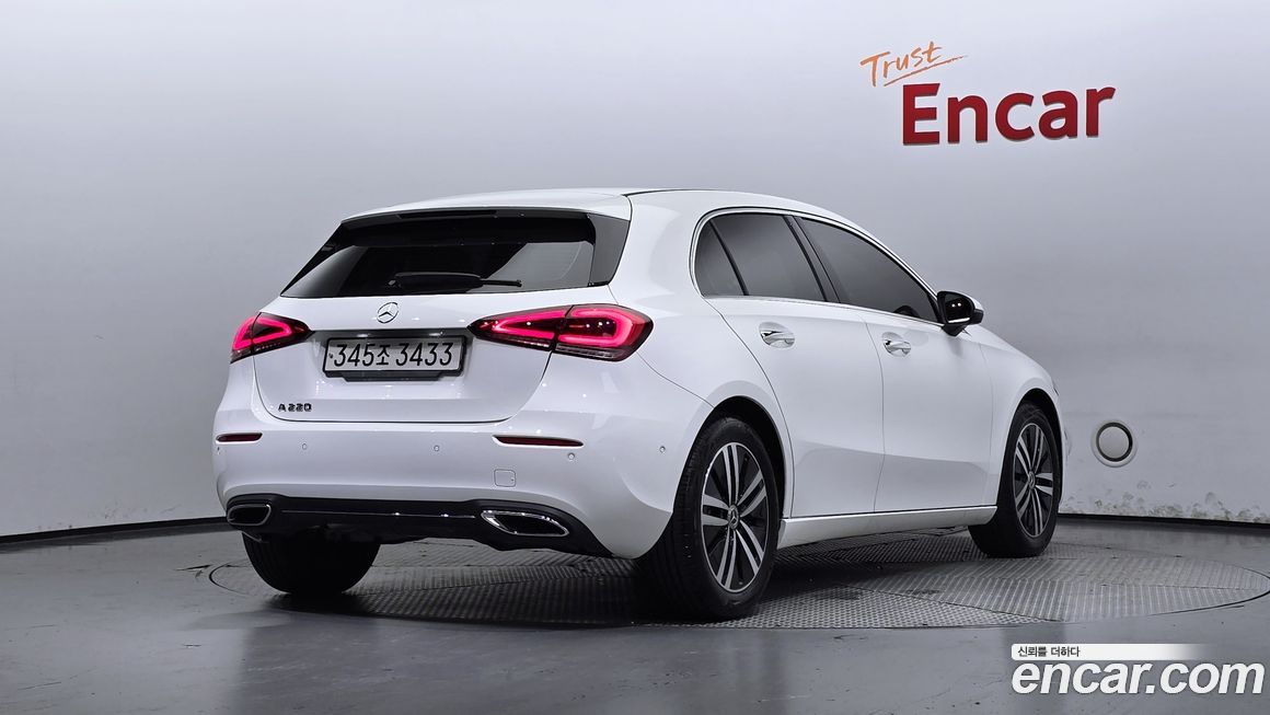 Mercedes-Benz A-Class A220 Hatchback, 2023