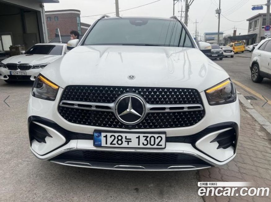 Mercedes-Benz GLE-Class GLE450 4MATIC, 2025