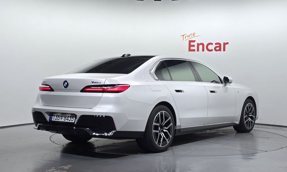 BMW 7-Series 740d xDrive M Sport, 2024