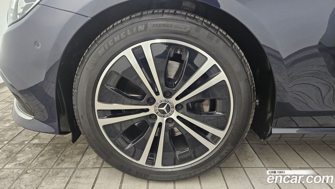 Mercedes-Benz E-Class E250 Avantgarde, 2022