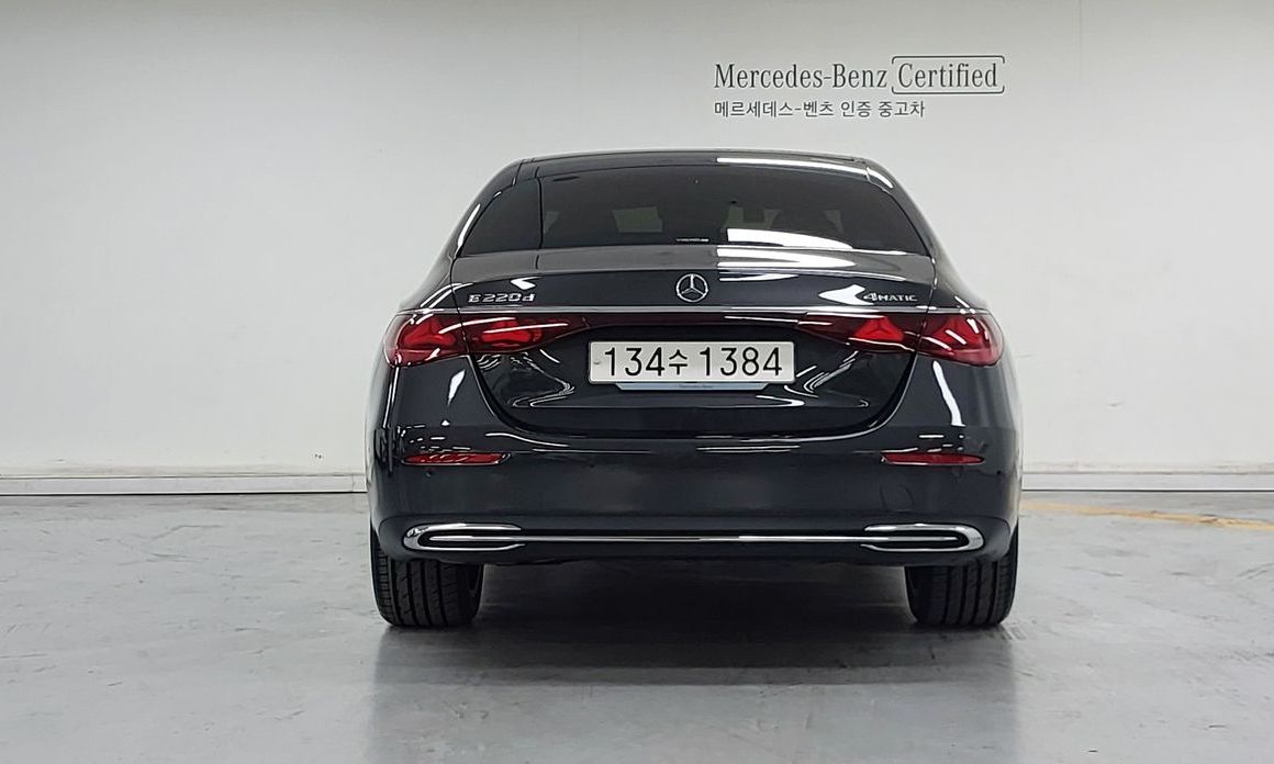 Mercedes-Benz E-Class E220d 4MATIC Exclusive, 2024
