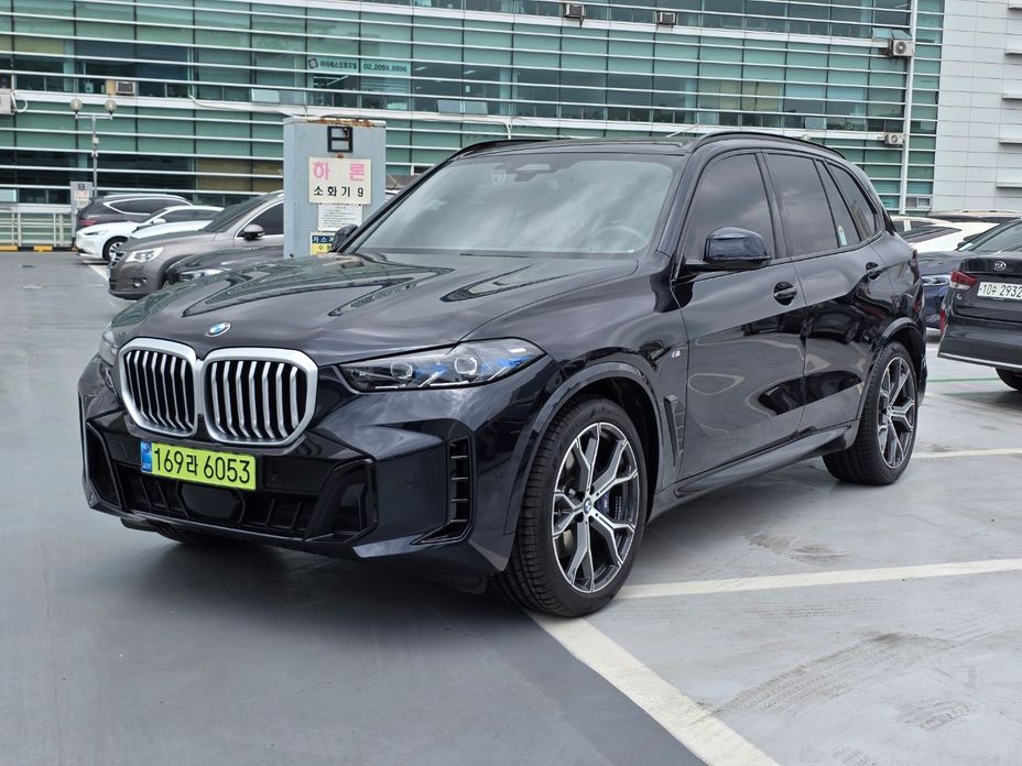 BMW X5 xDrive 40i M Sport, 2025