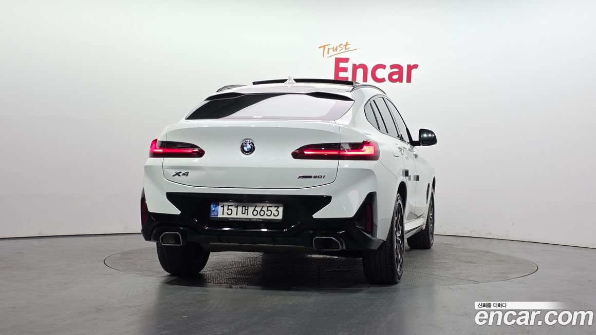 BMW X4 xDrive20i M Sport, 2023